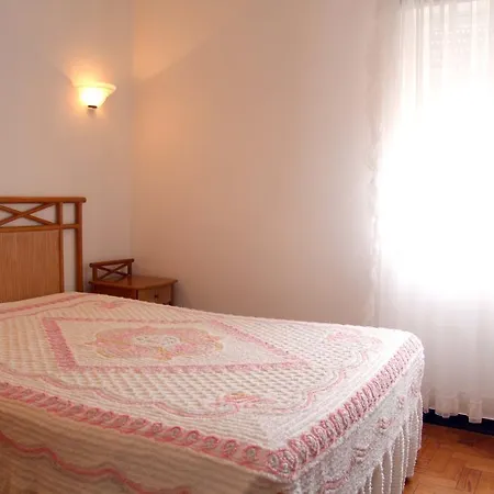 Residencial Miramar Konukevi 3*