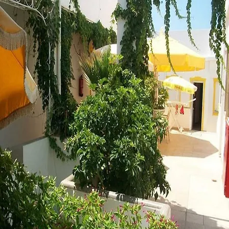 Residencial Miramar Penzion 3*